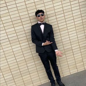 Meet your Posher, Jovanny